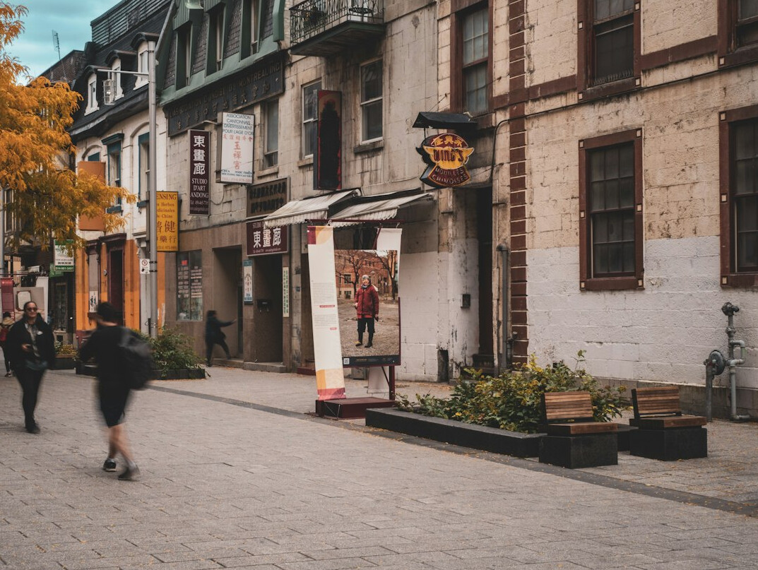 montreal cobblestone street